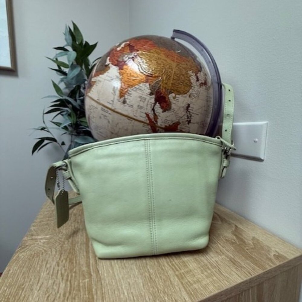 Coach Pistachio Green Vintage small basket bag 4107 1998